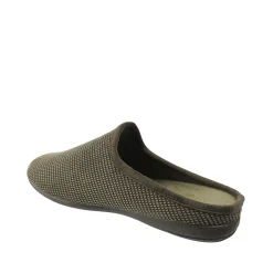 Spruce Slipper